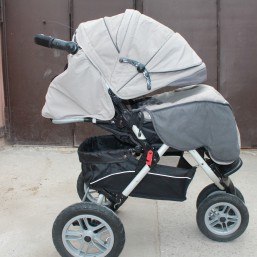 Продаю СРОЧНО коляску детскую Capella s901 