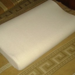 Продаю ортопедическую подушку с памятью 