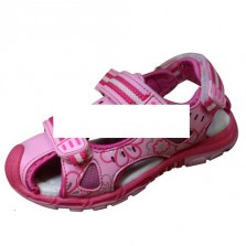 Недорогие сандалики на девочку.