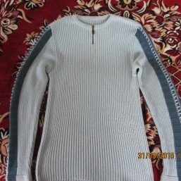 Свитер 
