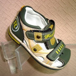 Сандалии для мальчика