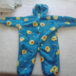 теплый махровый комбезик новый без бирки