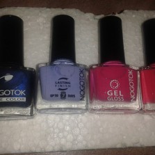 лаки для ногтей