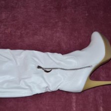 Сапоги белые