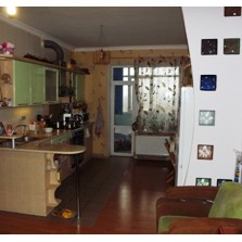 Продам двух комнатную квартиру в Корабельном районе