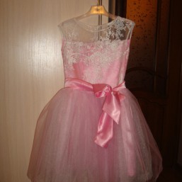 платье праздничное