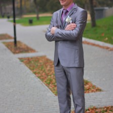 продаю мужской костюм