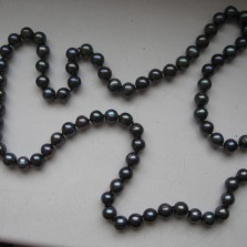 бусы из черного жемчуга
