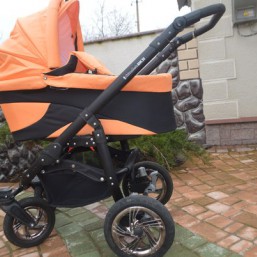 Продам коляску