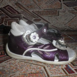 Ортопедические босоножки на девочку Tiflani