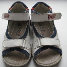 Кожаные сандалики на мальчика 23р