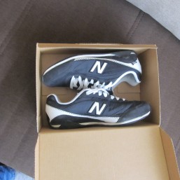 new balance  кроссовки 36,5 р 23 см 