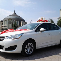 машина на свадьбу 