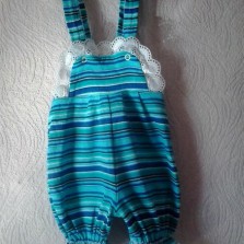 Продам отличный комбезик,100% х/б, до 4 месяцев