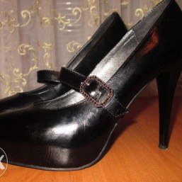 стильные женские туфли