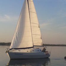 Отдых и прогулки на яхте. Аренда яхты "Аполлинария"