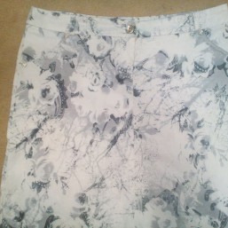 Продаю юбки. Джинс, котон. Весна, лето. Недорого