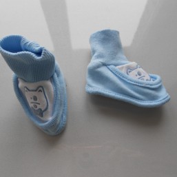 Продам детские вещи (человечки, боди, пинетки, футболки, рубашки, колготы, кофты и т.д.) 0-6 месяцев 