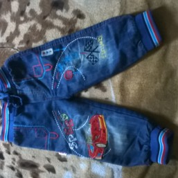 Продам джинсы