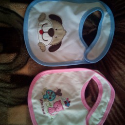 Слюнявчики Carter's 