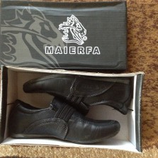 Продаю туфли для мальчика