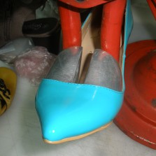 Растяжка обуви