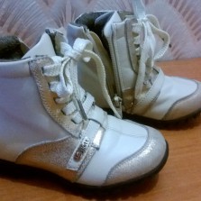 Демисезонные сапожки Scarlett,25р.В отличном состоянии.