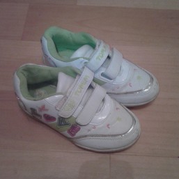 кроссовки,31размер