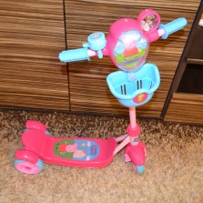 Самокат детский лицензионный - Peppa (3-х колесный,звонок, корзина, пропеллер, тормоз)