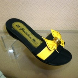 Детские шлепанцы 803 желтый