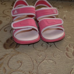 Adidas босоножки 27р