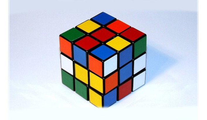 Кубик Рубика знают все, но не каждый сможет его собрать! А вот, спецы могут собрать его за 20 секунд. Не верите?