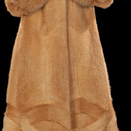  Шубка из нутрии 