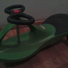 Продам наш бебикар