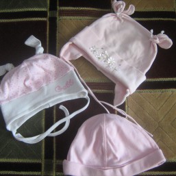 Шапки для девочек и мальчиков