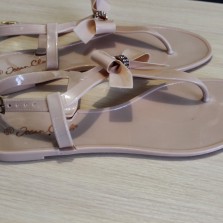 Сланцы женские 41-го размера