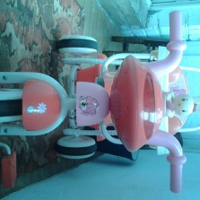 продаю детский трехколесный велосипед