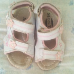 обувь на девочку