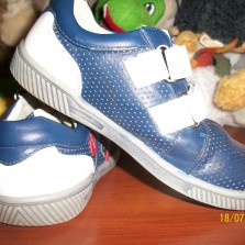 Кроссовки Шалунишка 30 размер