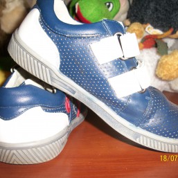 Кроссовки Шалунишка 30 размер