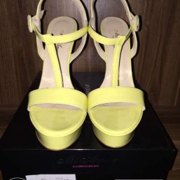 Продам босоножки Giordani