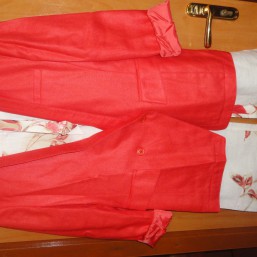 Продам льняной костюм