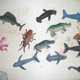 Резиновые животныеигрушки из Макдональдса,машинки,