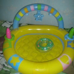 Бассейн,круг для купания младенцев, круг с ножками для купания 