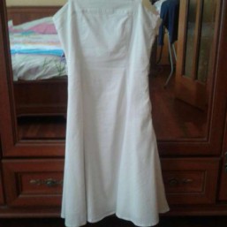 красивое белое платье
