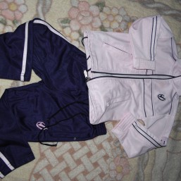 Спортивный костюм на девочку