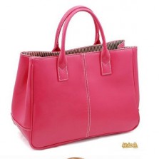 Стильная сумочка! малиновая!