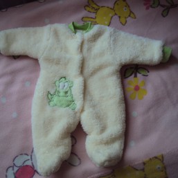 Продаю теплый человечек осень-весна.Состояние:нового, торг.