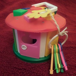 Наши игрушки б/у в хорошем состоянии