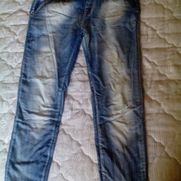 Джинсы летние